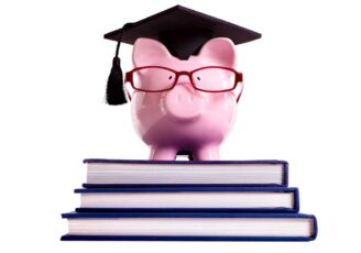 Student fees to rise in England in 2025