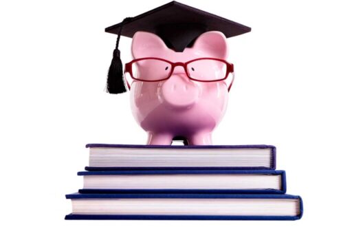 Student fees to rise in England in 2025